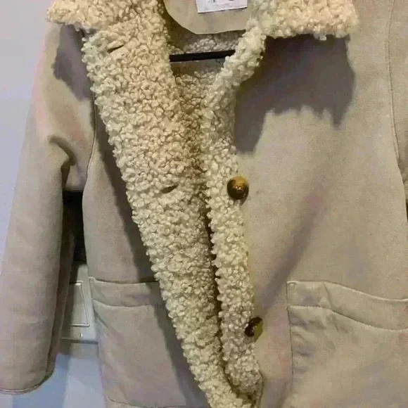 Zara girls jacket size 7  (128cm) - Picture 7 of 8